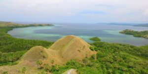 bukit amelia sea labuan bajo